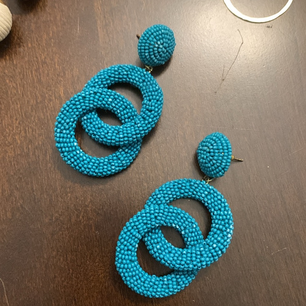 Multiple Style Earrings - Picture 5 of 7